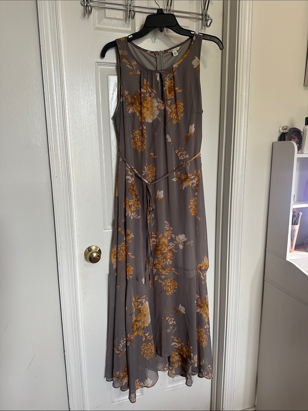 Cato Sleeveless Floral Maxi Dress in Taupe and Mustard